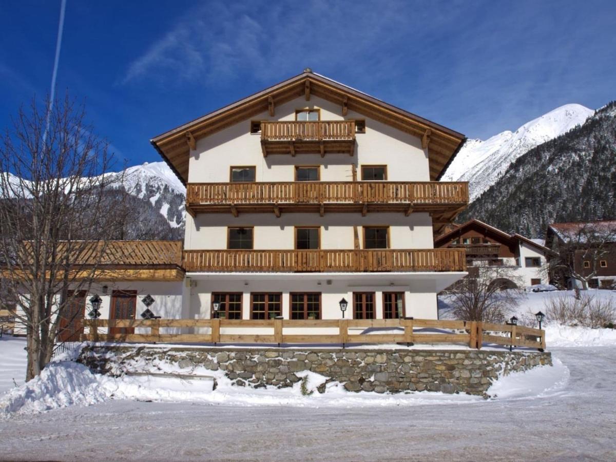 Holiday Home Near St Anton Am Arlberg With Sauna Luaran gambar